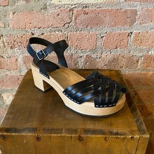 Swedish Hasbeen woven heeled sandals size 41 in wood and genuine leather